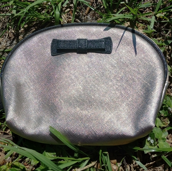 Tahari Rose Gold Cosmetic Bag - Picture 2 of 3